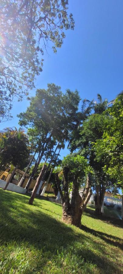 Linda Chacara Em Condominio Fechado Com Wifi De 300Mb - Атибая Екстериор снимка